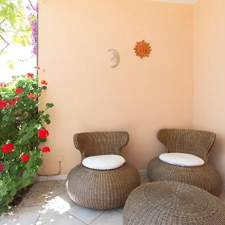 Sos Dorroles Motoparking Apartment Cala Gonone