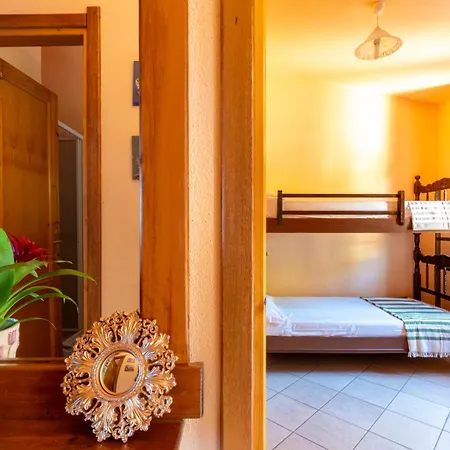 Sos Dorroles Apartman *